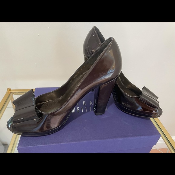 Stuart Weitzman patent pumps. - Picture 8 of 10